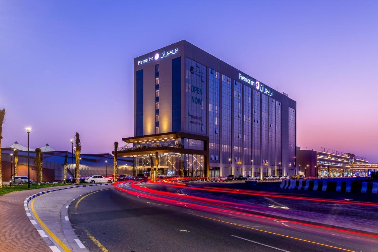 Premier Inn Dubai Dragon Mart Bagian luar foto